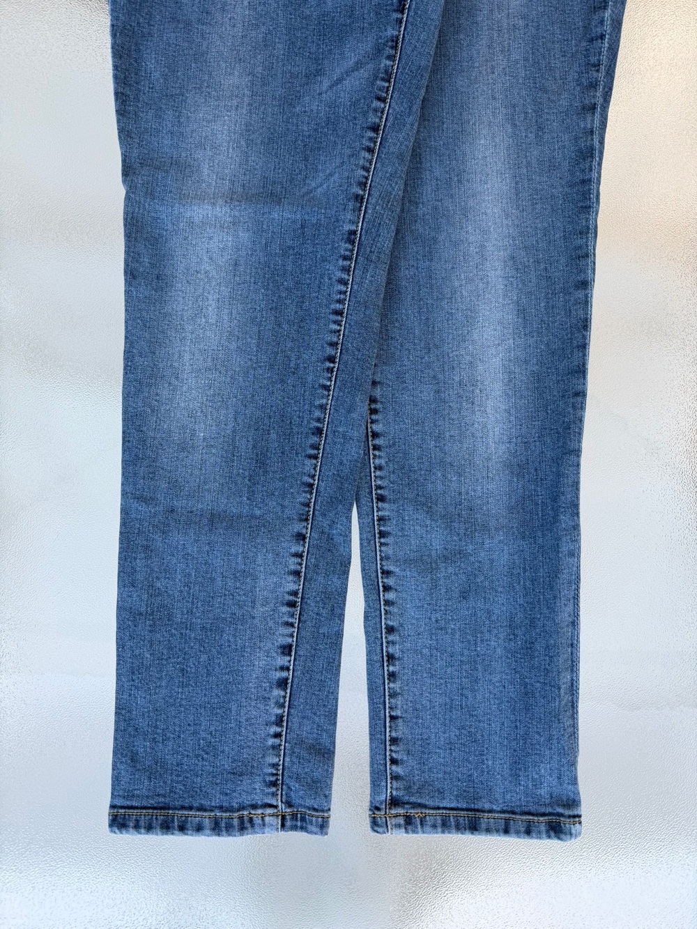 Max Jeans Blue Wash Boyfriend Tapered Leg Mid-Rise Skinny Jeans ~ Women’s 12 - Picture 4 of 9